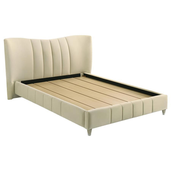 Evelyn - Queen Headboard & Footboard, Box 1 of 2 - Ivory