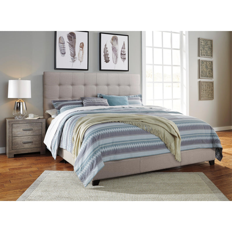  Size_King  -- Dolante B130-582 King Upholstered Bed IMAGE 4