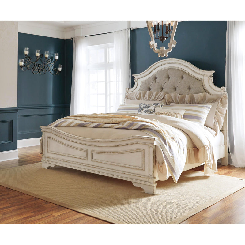  Size_King  -- Realyn B743B6 King Upholstered Panel Bed IMAGE 2