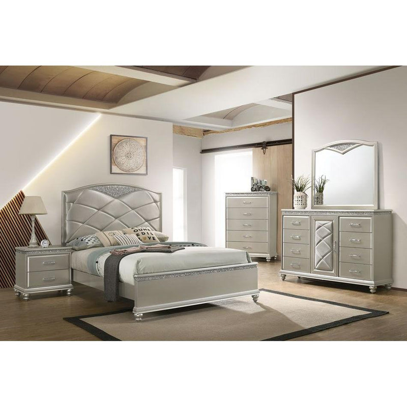 Crown Mark Valiant Queen Upholstered Panel Bed B4780-Q-HB/B4780-Q-FB/B4780-KQ-RAIL IMAGE 2