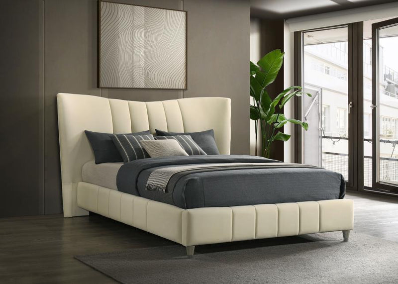 Evelyn - Queen Headboard & Footboard, Box 1 of 2 - Ivory