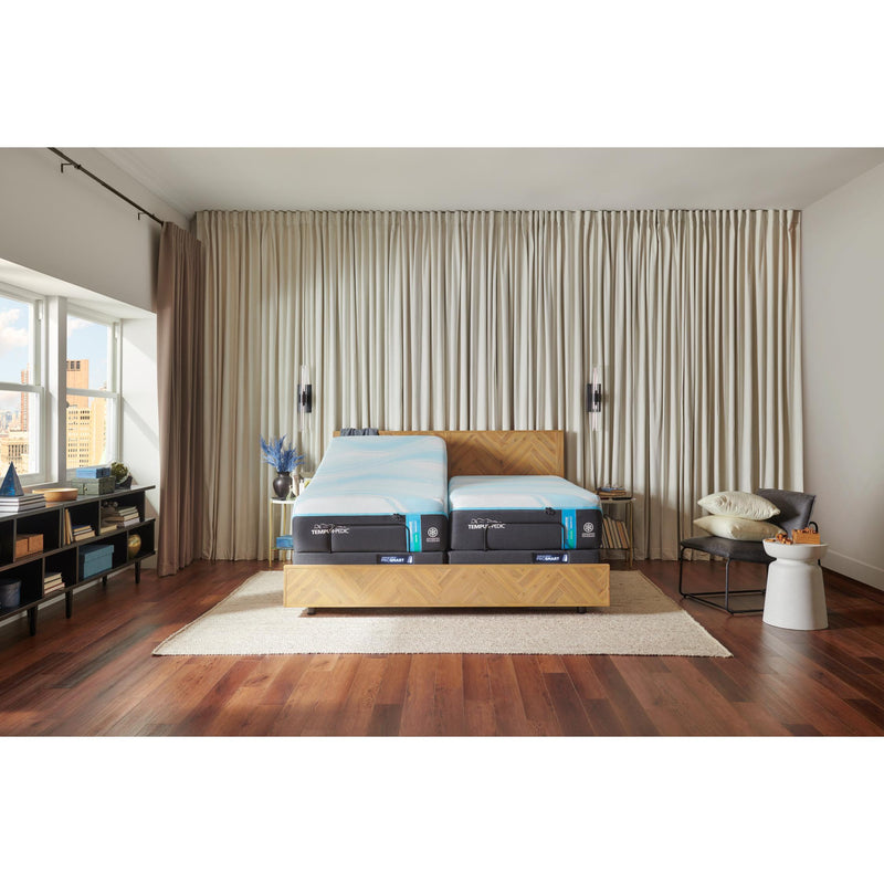 Tempur-Pedic Tempur-LuxeBreeze® Medium Hybrid Mattress Set (Split California King) IMAGE 6