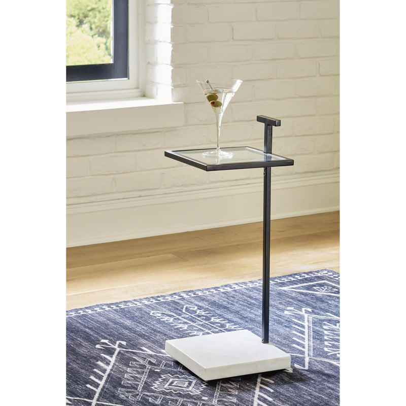 Signature Design by Ashley Occasional Tables Accent Tables A4000630 IMAGE 4