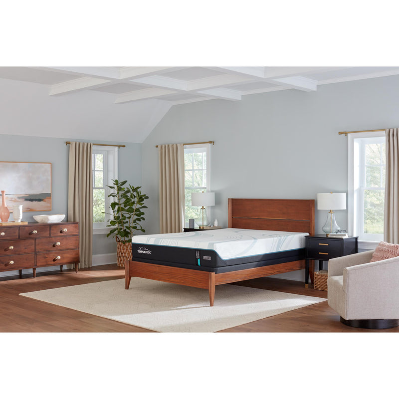 Tempur-Pedic Tempur-Adapt® Medium Hybrid Mattress (Twin) IMAGE 4