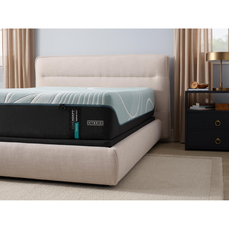 Tempur-Pedic Tempur-LuxeAdapt® Medium Hybrid Mattress (California King) IMAGE 4