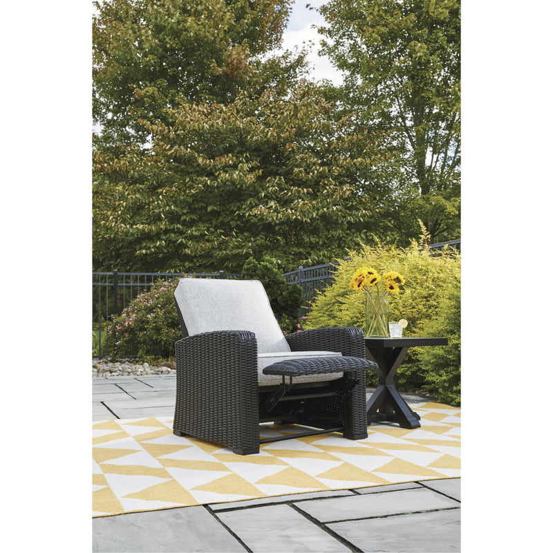 Signature Design by Ashley Outdoor Seating Recliners P792-825 IMAGE 15