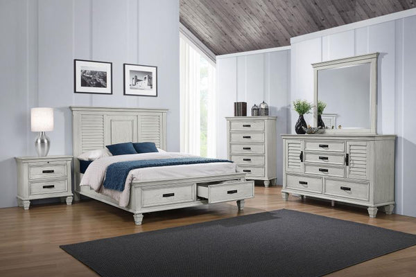Franco - Queen Footboard Storage & Base, Box 2 of 3 - Distressed White