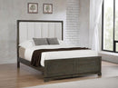 Gran Park - King Headboard, Footboard & Slats, Box 1 of 2 - Dark Cocoa